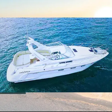 Botel Glamboat Vieux Port Yacht 12 Metres *